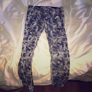 Nike light running camp leggings